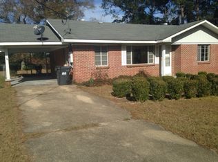 408 Hillside Dr, Chickasaw, AL 36611