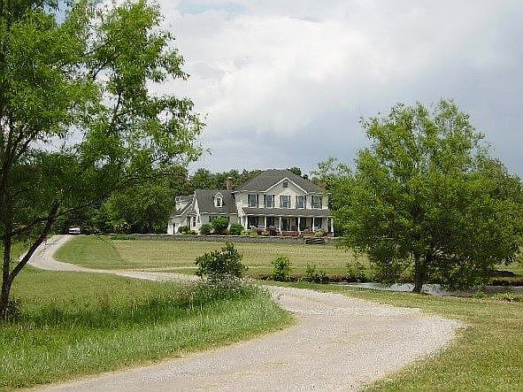 1st image of 1120 Deer Creek Dr