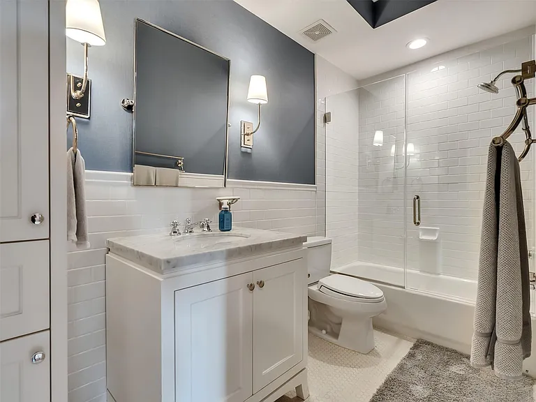 6608 Vanderbilt St — Photo 38