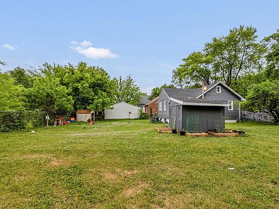 4th image of 4406 S Nicholson AVENUE