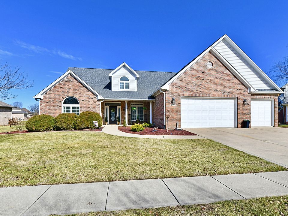 1st image of 2080 Fairway Lakes Dr