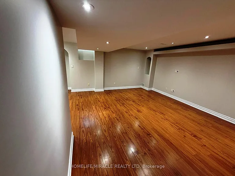 26 Fishing Cres — Photo 33