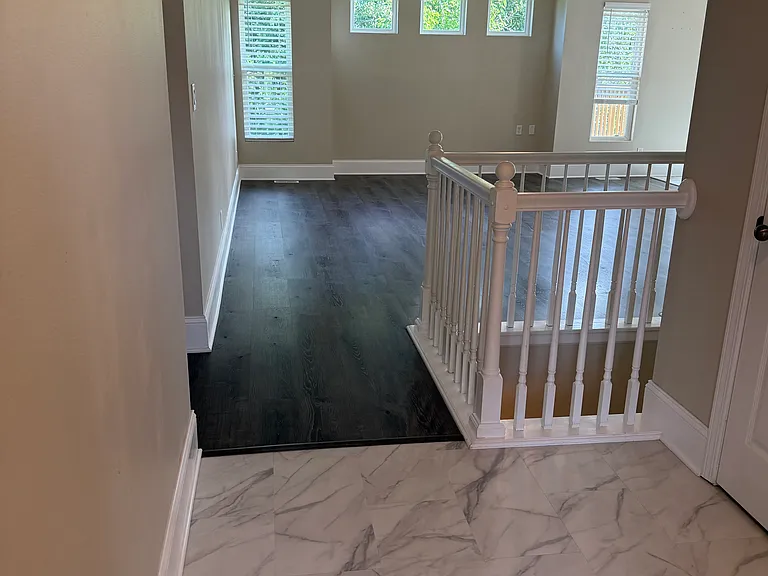 2801 E Diehl Ave — Photo 2