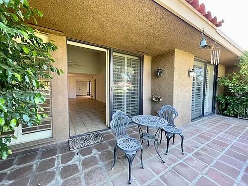 35 Malaga Dr Photo 1