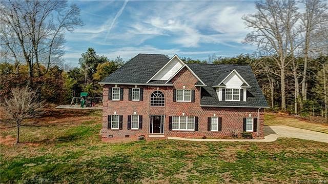 1st image of 2230 Willow Creek Dr