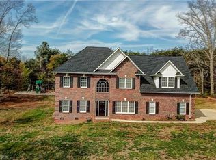 2230 Willow Creek Dr, Newton, NC 28658