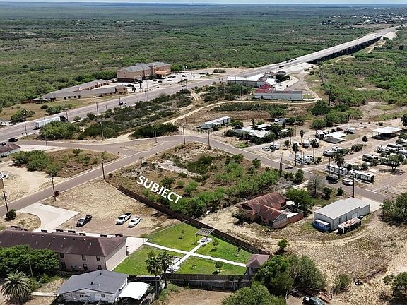 3rd image of 142 Roma St