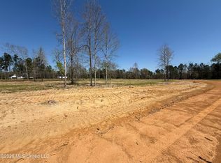 4 Oakley Ln, Lucedale, MS 39452