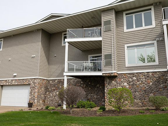 5th image of 1215 N Lakeshore Dr #210