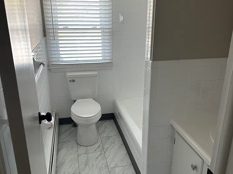 1174 Starr Rd #2 — Photo 8