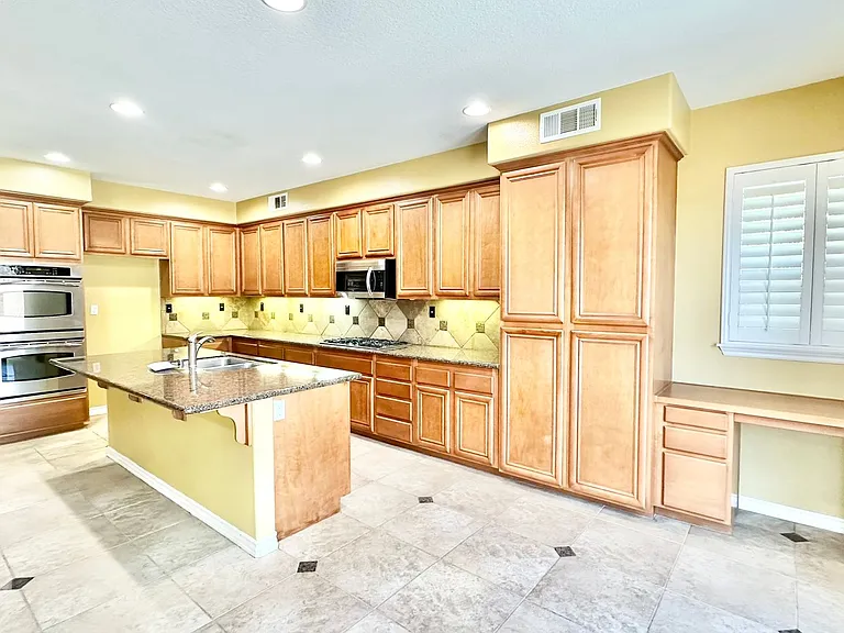 27536 Pinyon St — Photo 11