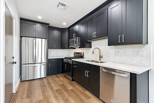 1329 E Brill St Photo 1