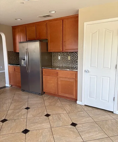 29424 W Camino Ct — Photo 15