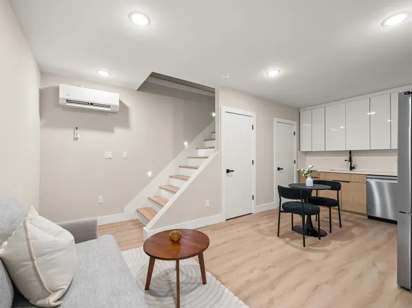 30 Cambridge Avenue image 1 of 12