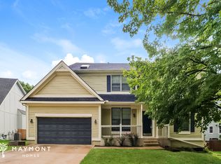 14807 Hemlock St, Overland Park, KS 66223