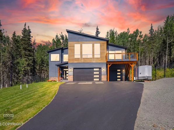 27615 Eagle River Rd, Eagle River, AK 99577