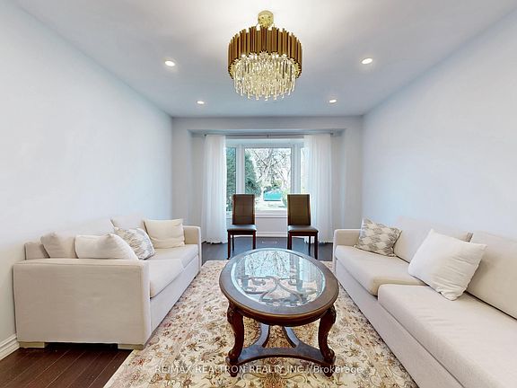 5th image of 426 Herridge Cir