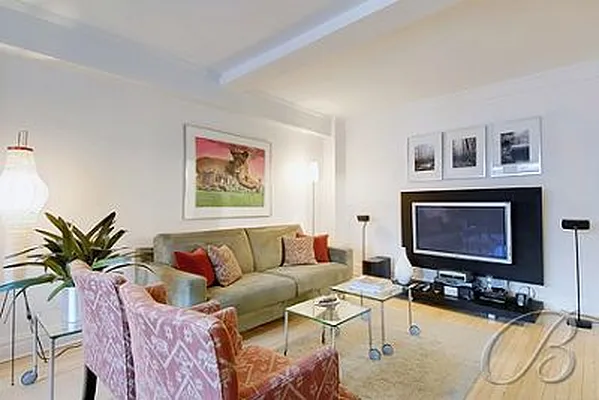 Sold by Bellmarc Realty | media 11