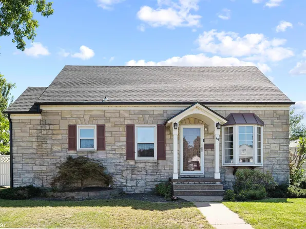 44 Richards Dr, Fort Madison, IA 52627