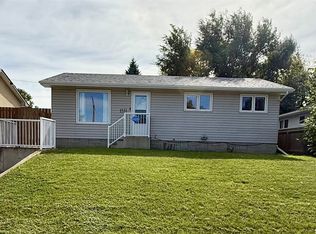 1511 Grandview Street W, Moose Jaw, SK S6H 6R4