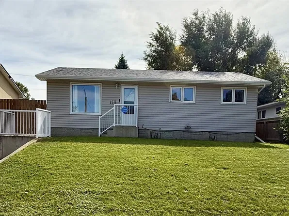 1511 Grandview Street W, Moose Jaw, SK S6H 6R4