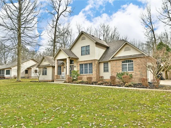 4945 Turkey Run Rd, Vienna, OH 44473