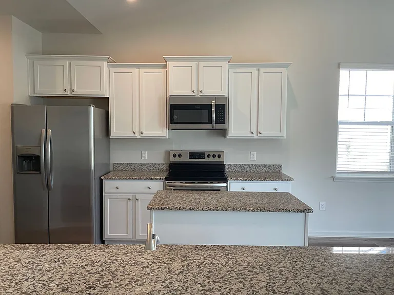 3023 Cedar Creek Ln — Photo 9