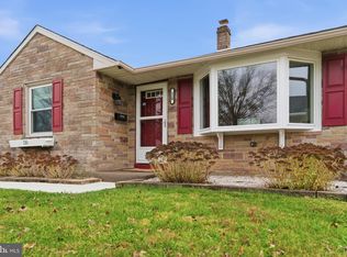 110 Marianville Rd, Aston, PA 19014