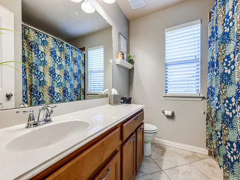 360 Falstaff Dr — Photo 25