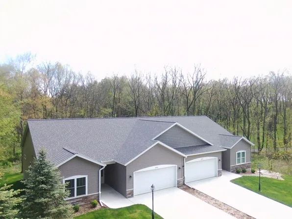 8088 Bay Arbor Dr, Augusta, MI 49012