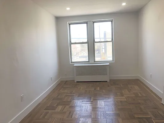 Rented by Bruma Realty LLC | media 14