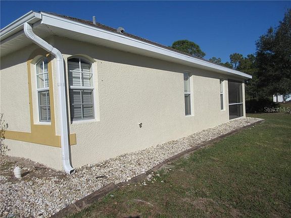 2nd image of 8338 Drolet Ave