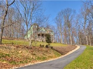 1345 Falcon Ridge Rd, Blacksburg, VA 24060