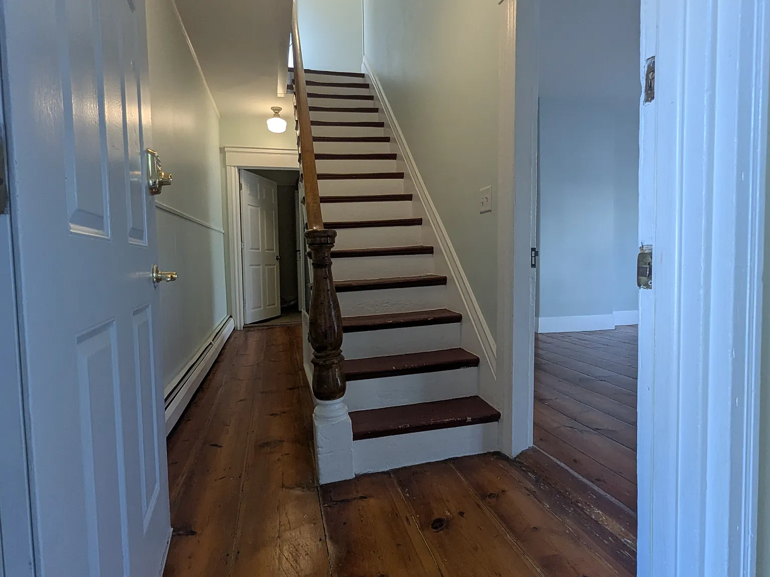 2 bed, 1267 sqft, $2,800 — Photo 2