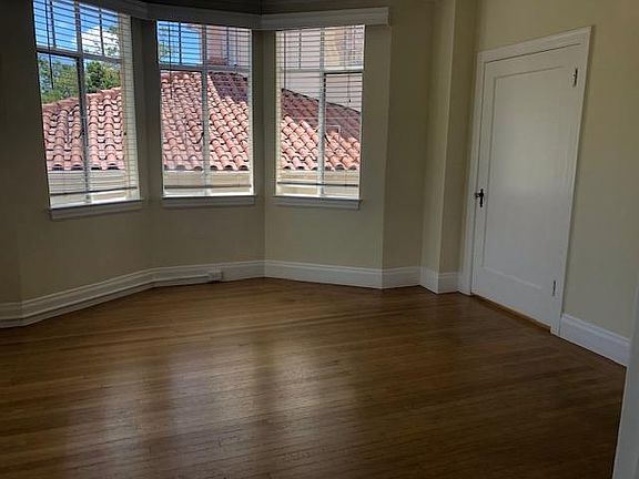 5th image of 345 Forest Ave Floor 1