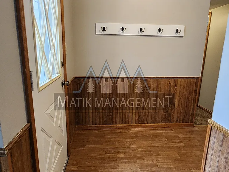 803 4th St SE #1 — Photo 18