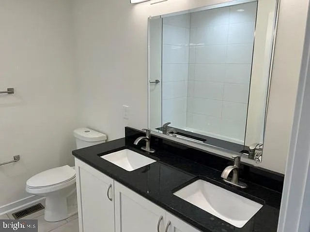 13499 Damar Dr — Photo 19