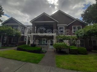 2185 Hammond Ave, Dupont, WA 98327