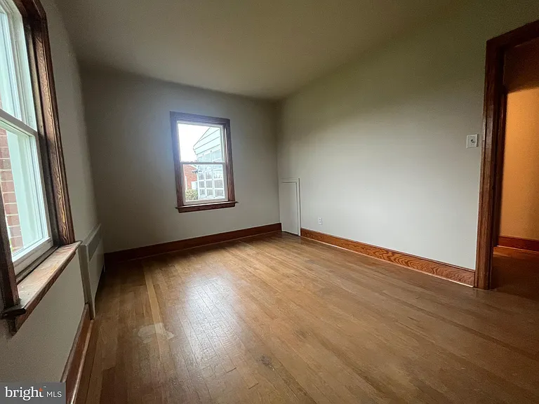 300 Harrison Ave — Photo 12
