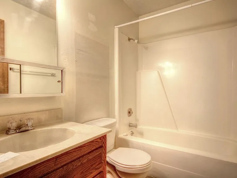 2502 Myers Ct — Photo 15