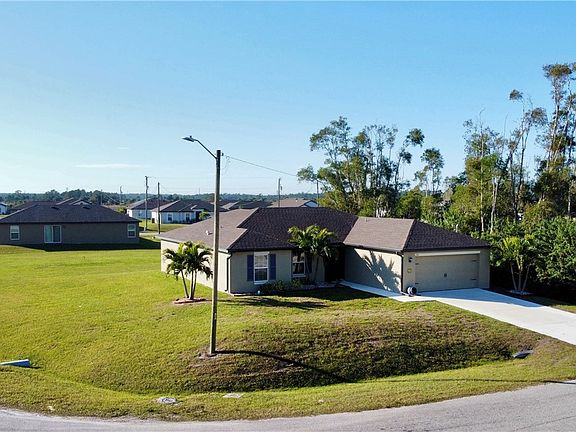 2nd image of 264 Blackstone Dr