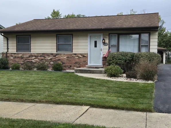3228 Butler Ave, Steger, IL 60475