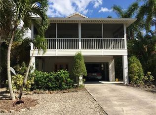 374 Connecticut St, Fort Myers Beach, FL 33931