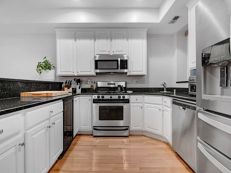 115 New York Ave NW #P-3 — Photo 4