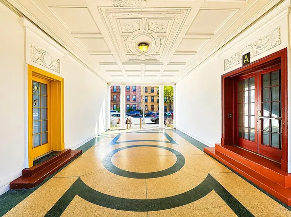 8320 Bay Pkwy APT B14, Brooklyn, NY 11214