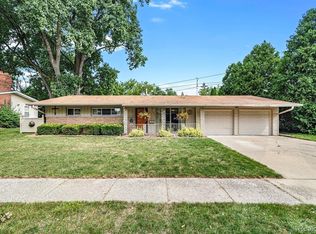 1922 Windsor Ln, Flint, MI 48507