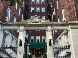 24 E Liberty St APT 81-B, Savannah, GA 31401