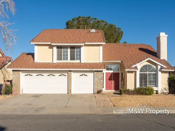 39634 Dover Dr, Palmdale, CA 93551