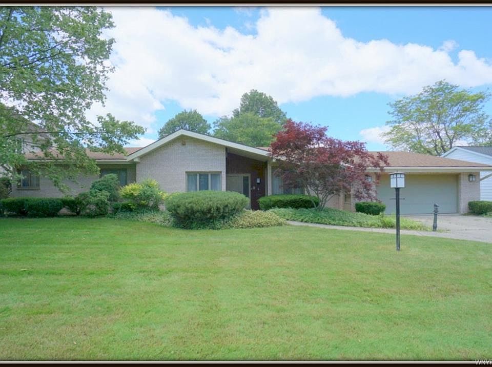 1st image of 167 Dan Troy Dr