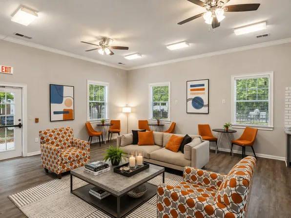 Newnan Crossing, 151 Parkway N #424, Newnan, GA 30265